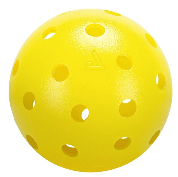 Bóng Pickleball Loại Nào Tốt Nhất Cho Sân Ngoài Trời?