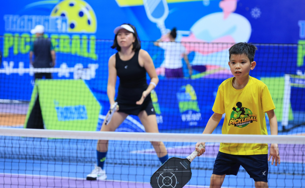 Pickleball Có Gì Hơn So Với Tennis Và Cầu Lông? Tại Sao Ngày Càng Hot?